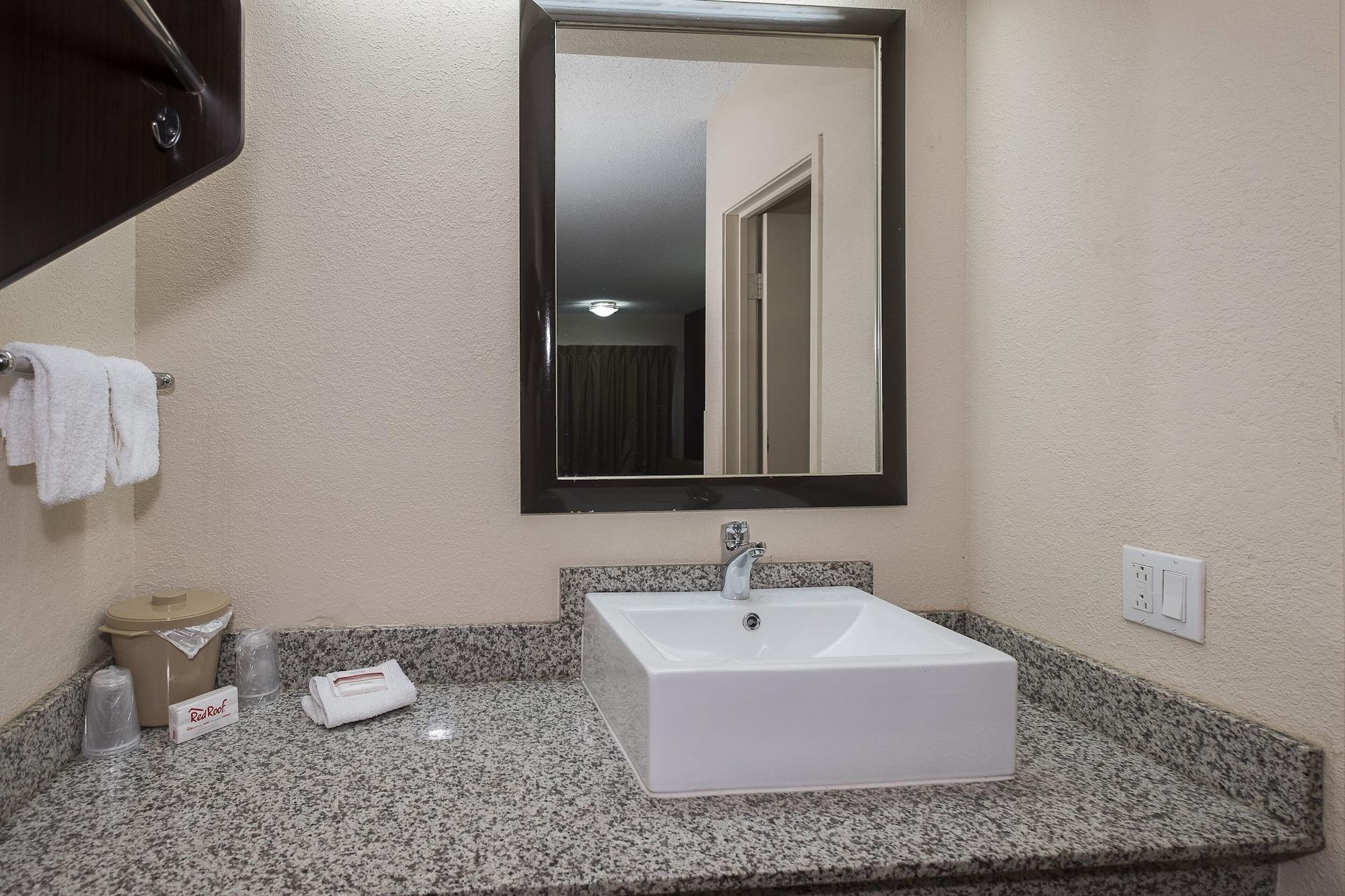 Red Roof Inn Columbus East- Reynoldsburg Brice Extérieur photo