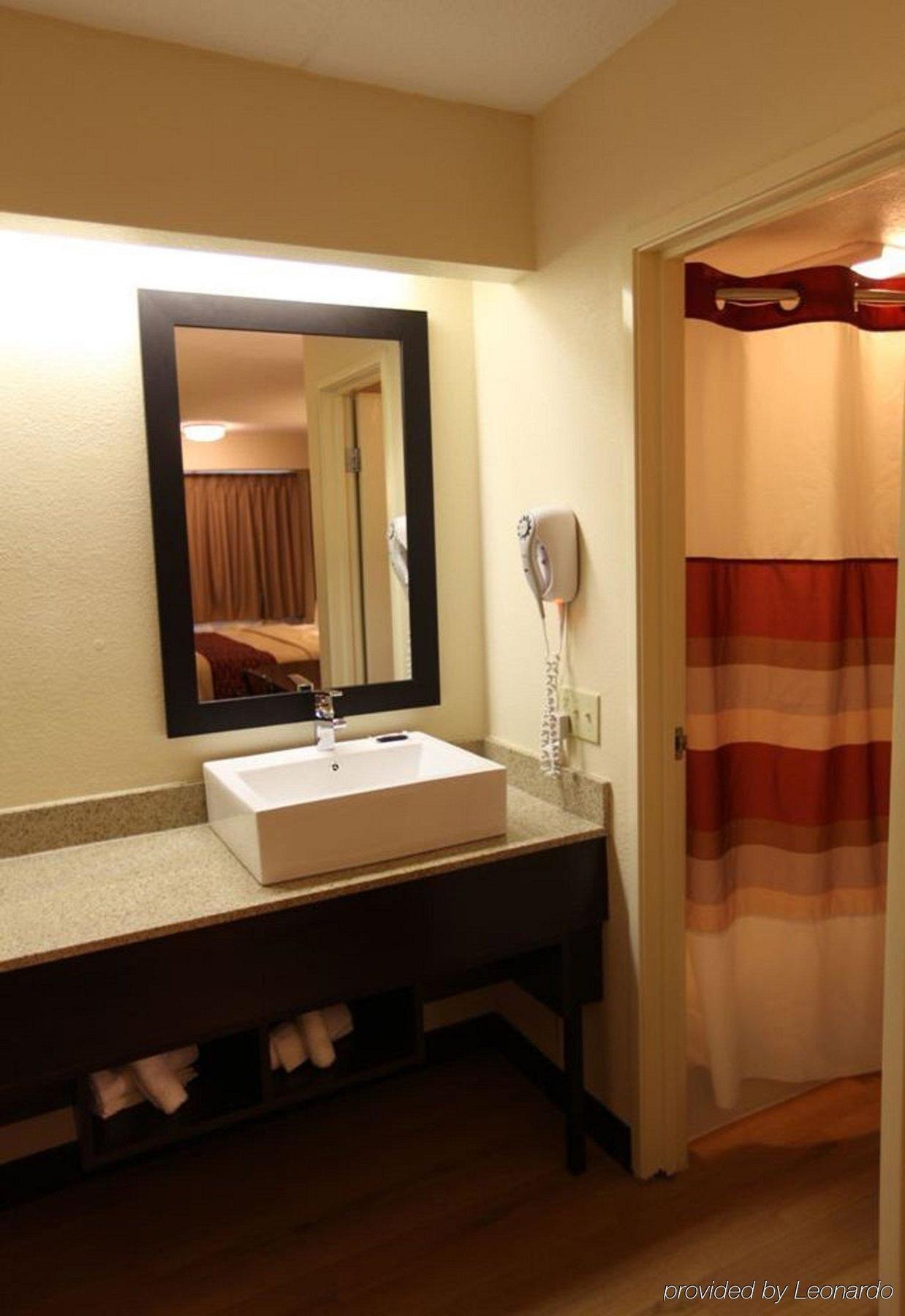 Red Roof Inn Columbus East- Reynoldsburg Brice Extérieur photo
